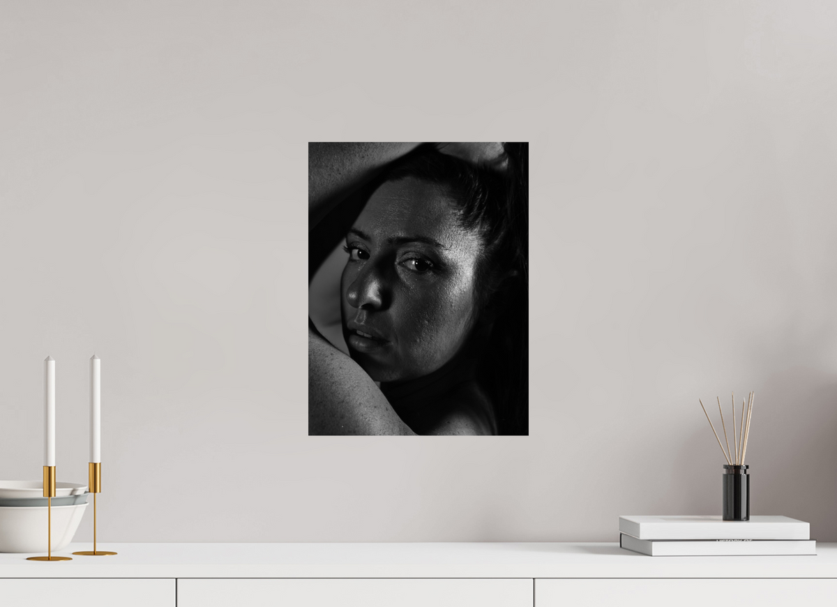 30 x 40 cm, Fine Art Print Portrait in Shadow II – Fine Art Print